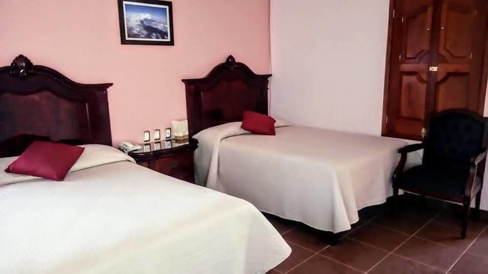 Hotel Casa La Gran Senora テキーラ エクステリア 写真
